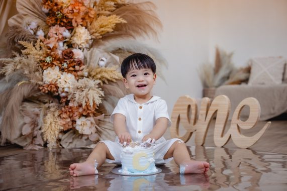 Cake Smash Photoshoot - Boy Enjoying Cake