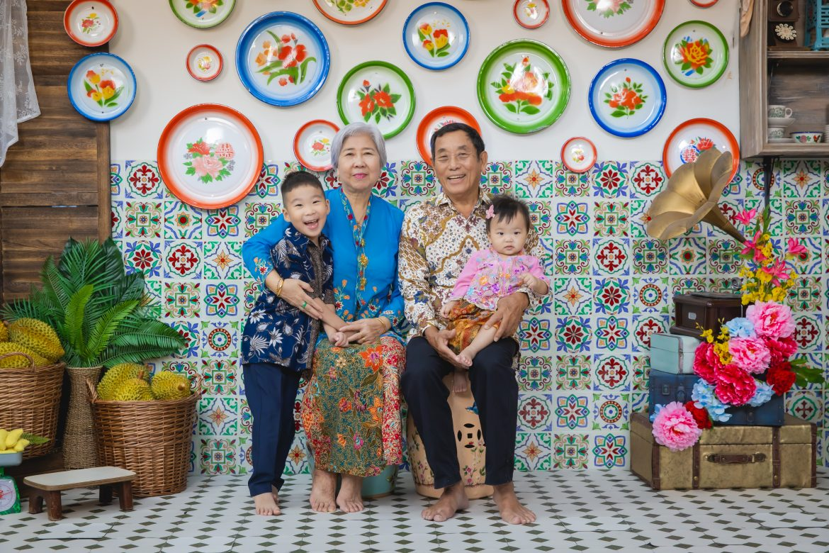 Why Memories Fade But Photos Last