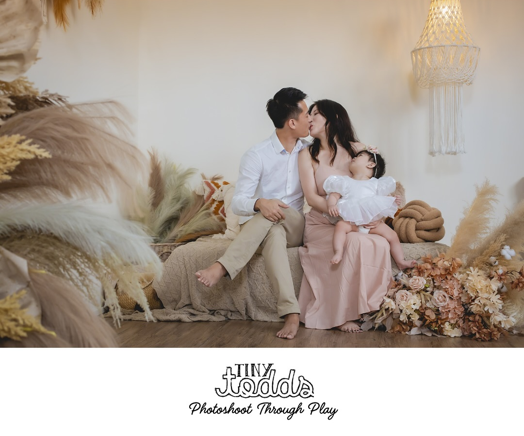 family photoshoot memorable family moments